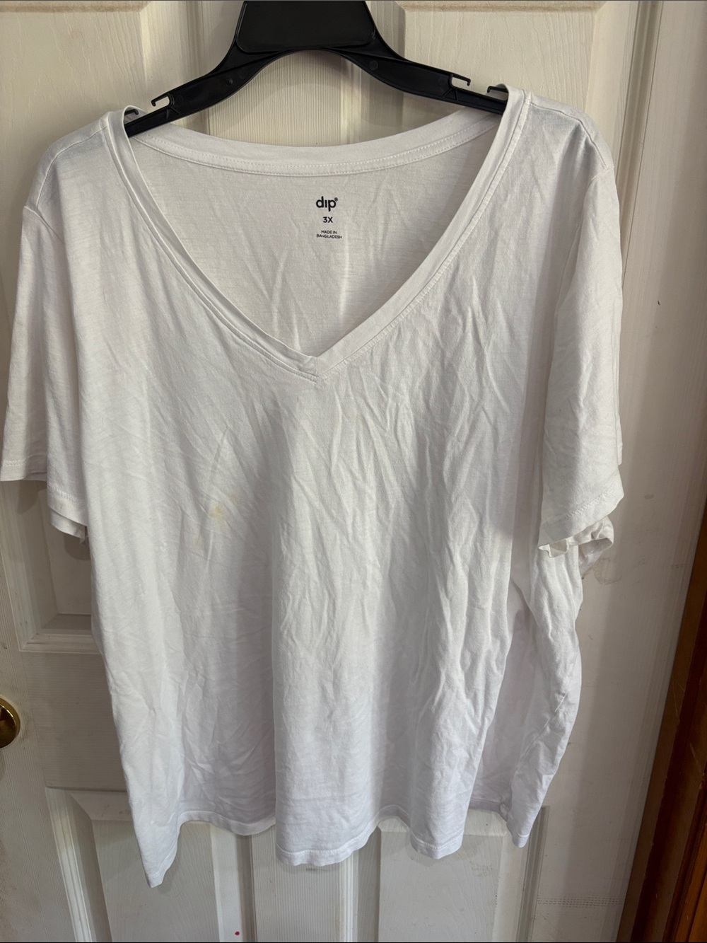 dip White V-Neck Short Sleeve Tee
